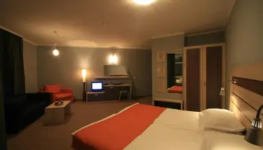 Blue Orange Beach Resort