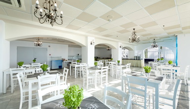 Blue Resort (Adelianos Kampos)