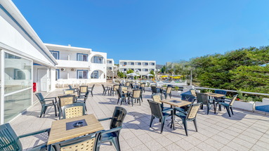 Blue Resort (Adelianos Kampos)