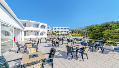Blue Resort (Adelianos Kampos)