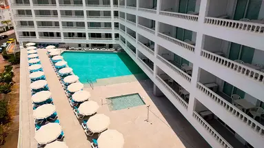 Blue Sea Lagos de Cesar