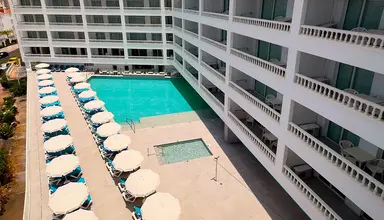 Blue Sea Lagos de Cesar