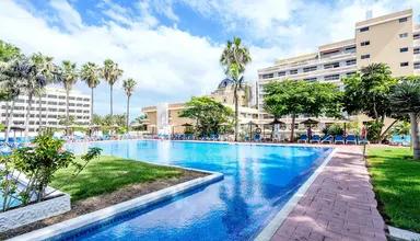 Blue Sea Puerto Resort