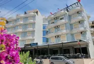 Blue Sky (Saranda)
