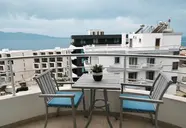 Blue Sky (Saranda)