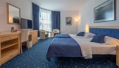 Blue Star (Budva)