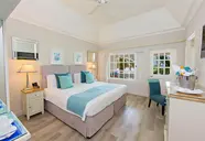 Blue Waters Resort & Spa