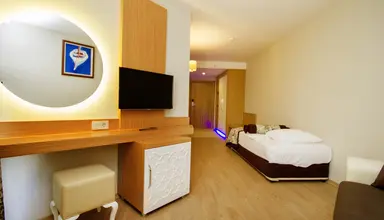 Blue Wave Suite