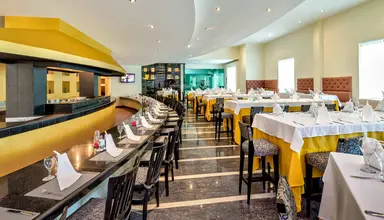 BlueBay Grand Esmeralda