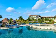 BlueBay Grand Esmeralda