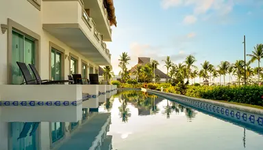 BlueBay Grand Esmeralda
