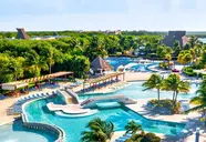 BlueBay Grand Esmeralda