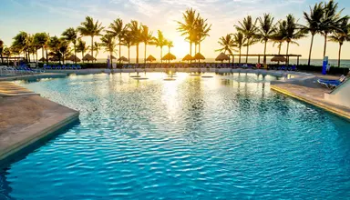 BlueBay Grand Esmeralda
