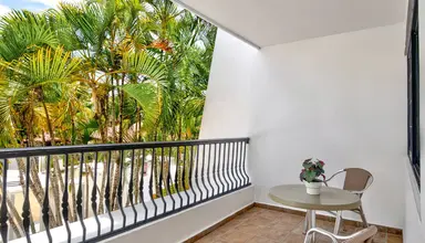 Bluebay Villas Doradas
