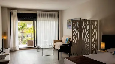 Bluesea Dimona Suites