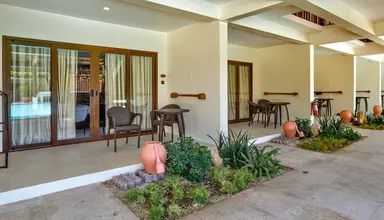 Bluewater Panglao Beach Resort