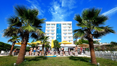 Blumare Resort