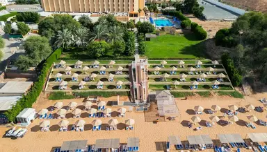BM Beach Hotel