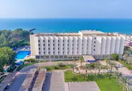 BM Beach Hotel