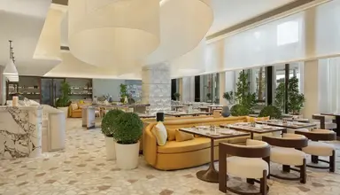 BM Beach Hotel