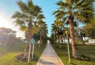 BM Beach Hotel