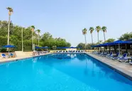 BM Beach Hotel