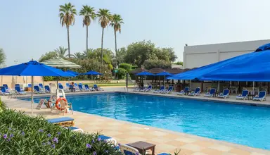 BM Beach Hotel