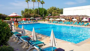 BM Beach Hotel