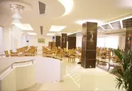 BM Beach Hotel