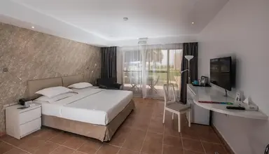 BM Beach Resort