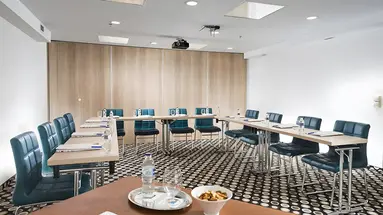 Bo33 Hotel Family & Suites