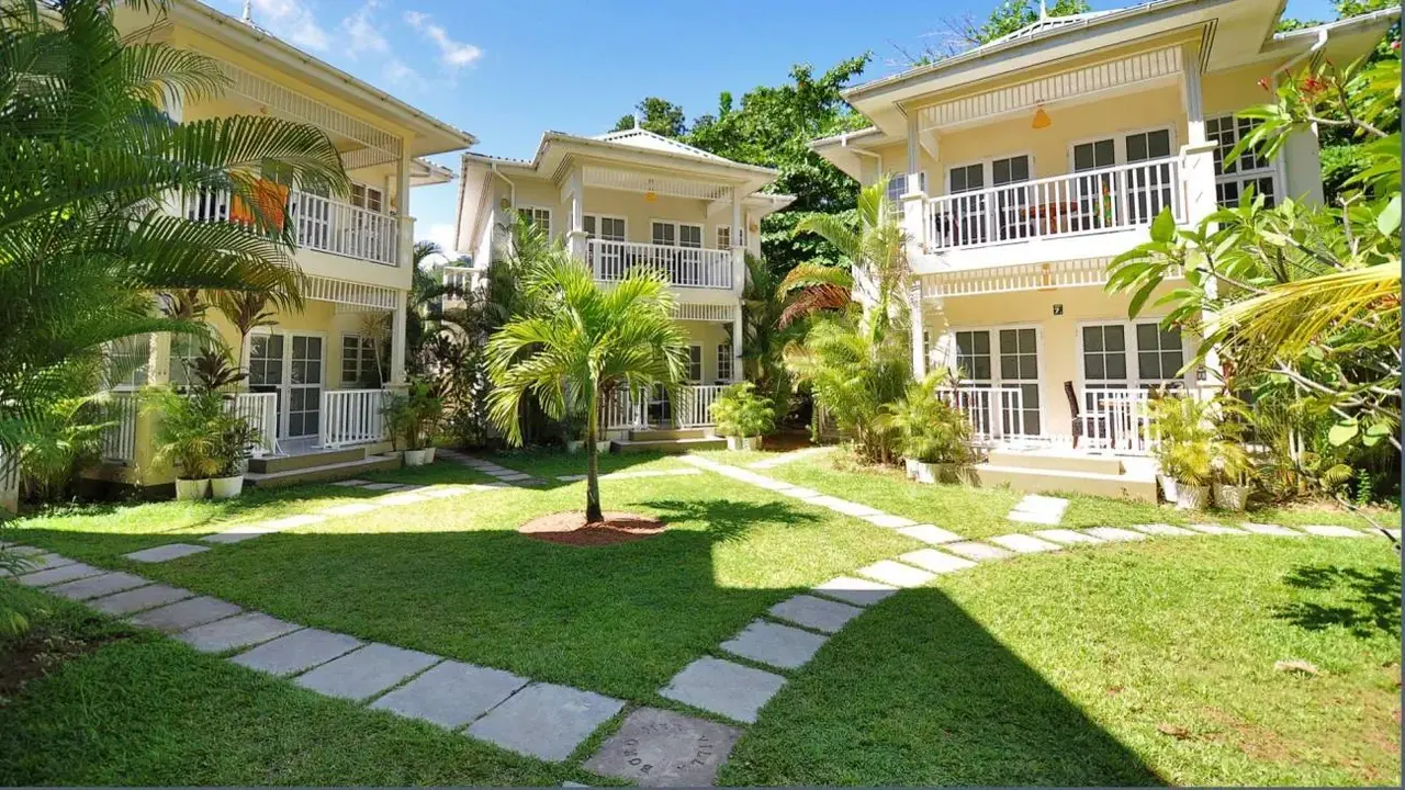 Bord Mer Villas
