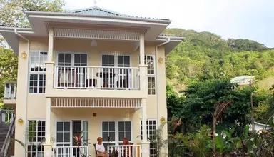 Bord Mer Villas