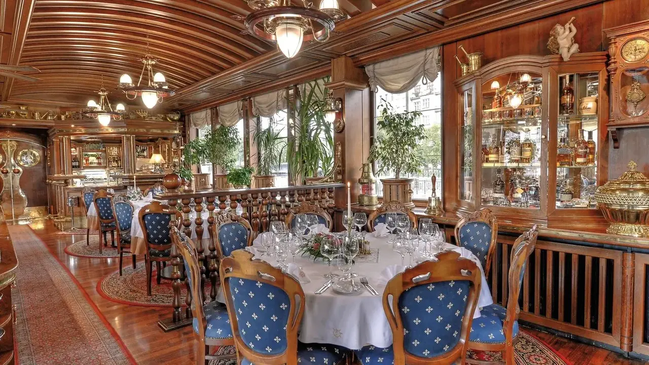 Botel Admiral