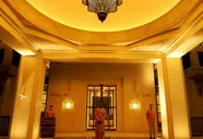 Boulevard, Autograph Collection 