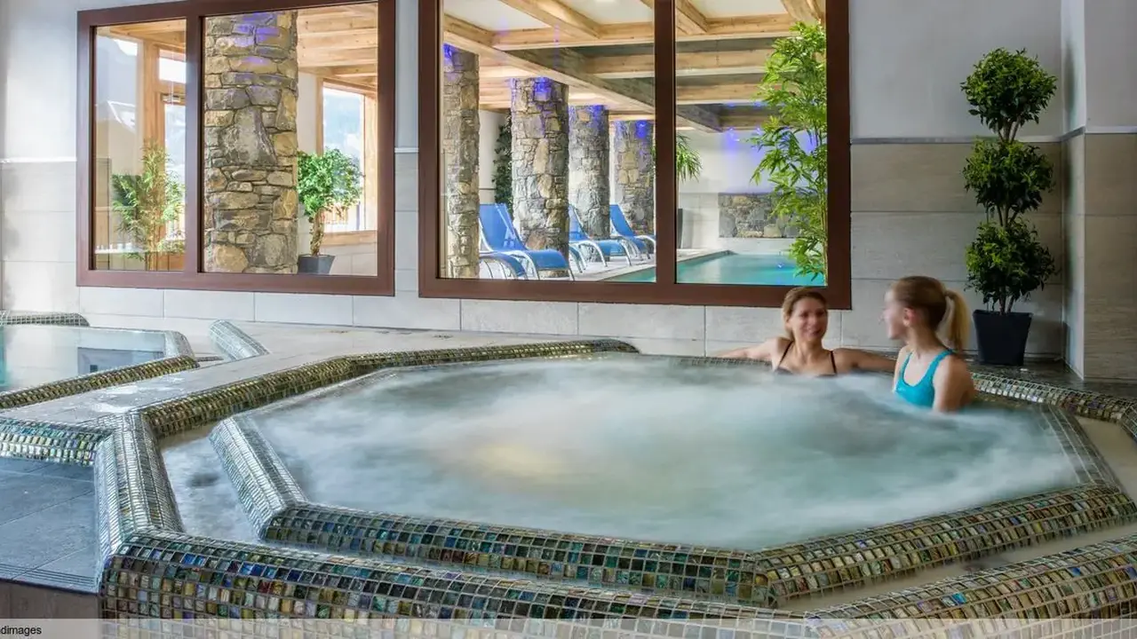 Boutique Residence Les Chalets de Layssia