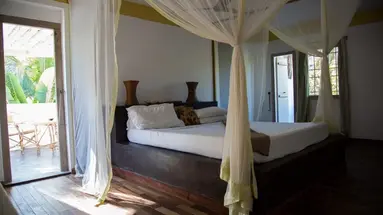 Boutique Uzuri