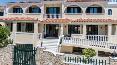 Bozikis Palace