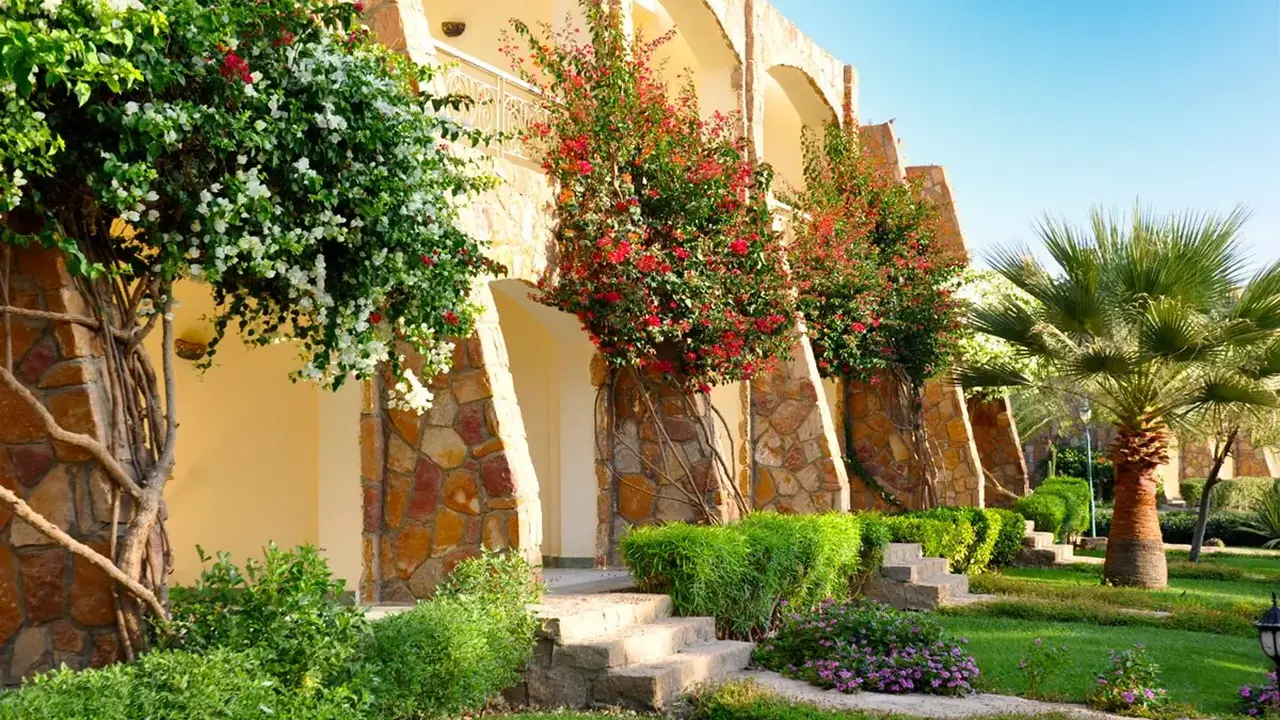 Brayka Bay Resort