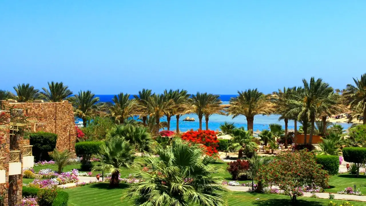 Brayka Bay Resort