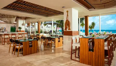 Breathless Cancun Soul Resort & Spa