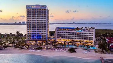 Breathless Cancun Soul Resort & Spa