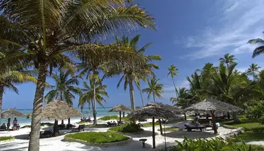 Breezes Beach Club & SPA