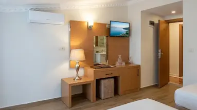 Britannia Villas