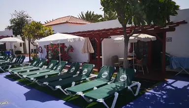 Bungalows Castillo Beach