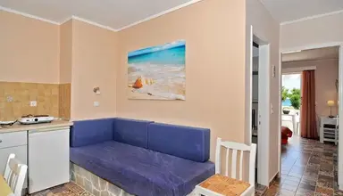 Byron Apartments