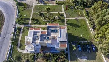 Byron Apartments