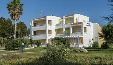 Byron Apartments