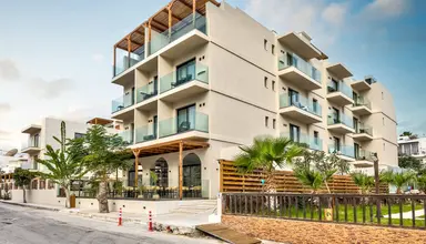 Cabana Blu Hotel & Suites