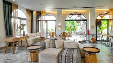 Cabana Blu Hotel & Suites